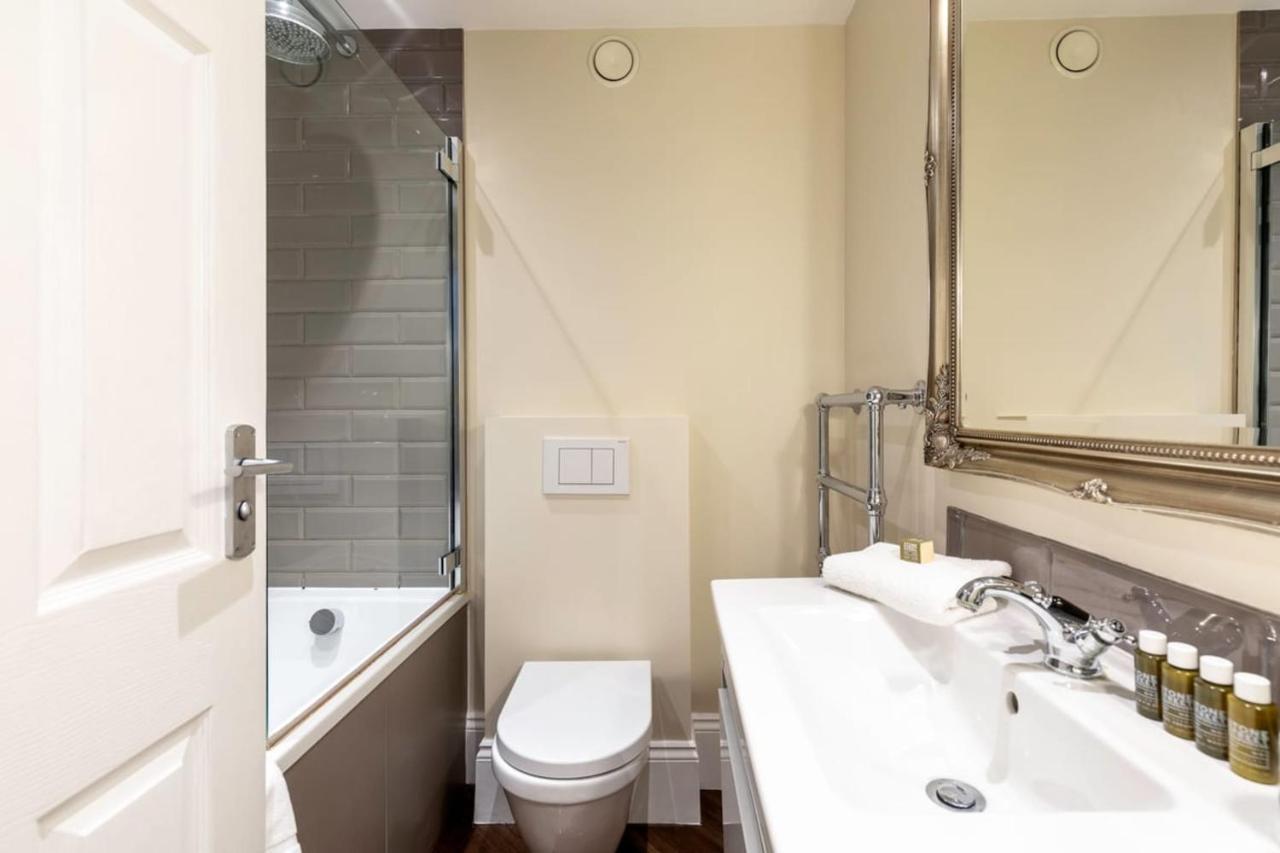 2-Br Apartment For 6 In Covent Garden With Ac Λονδίνο Εξωτερικό φωτογραφία